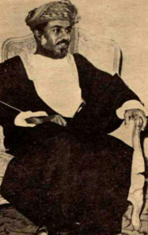 صور متنوعة ومميزة لجلالته السلطان قابوس Size:47.00 Kb Dim: 506 x 800 Size: Kb Dim: x