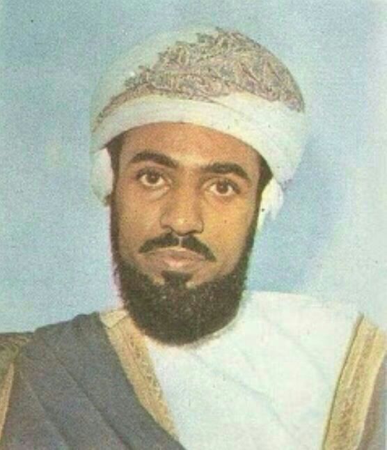 صور متنوعة ومميزة لجلالته السلطان قابوس Size:48.30 Kb Dim: 556 x 646 Size: Kb Dim: x