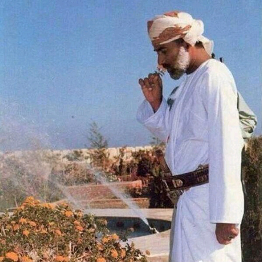 صور متنوعة ومميزة لجلالته السلطان قابوس Size:252.00 Kb Dim: 1079 x 1077 Size: Kb Dim: x