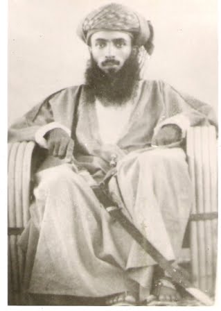 صور متنوعة ومميزة لجلالته السلطان قابوس Size:15.10 Kb Dim: 319 x 448 Size: Kb Dim: x