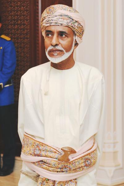 صور متنوعة ومميزة لجلالته السلطان قابوس بن سعيد Size:27.60 Kb Dim: 400 x 599 Size: Kb Dim: x