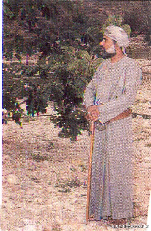 صور متنوعة ومميزة لجلالته السلطان قابوس بن سعيد Size:171.10 Kb Dim: 523 x 801 Size: Kb Dim: x