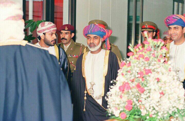صور متنوعة ومميزة لجلالته السلطان قابوس Size:52.00 Kb Dim: 720 x 473 Size: Kb Dim: x