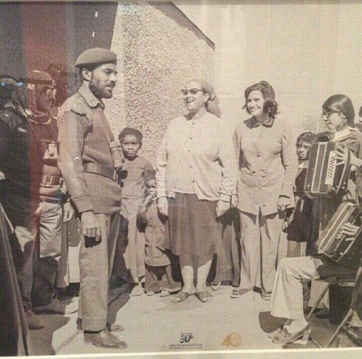 صور متنوعة ومميزة لجلالته السلطان قابوس Size:82.90 Kb Dim: 720 x 714 Size: Kb Dim: x