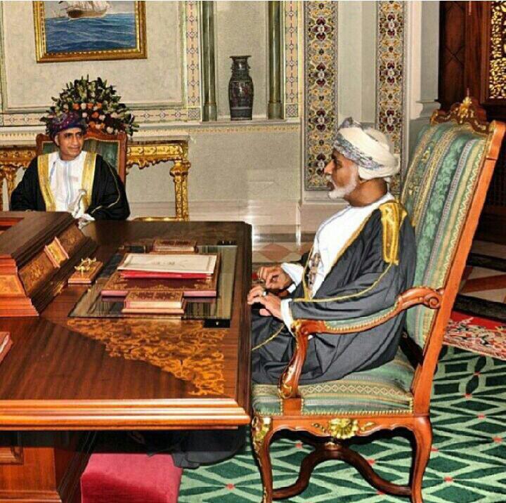 صور متنوعة ومميزة لجلالته السلطان قابوس Size:108.90 Kb Dim: 720 x 716 Size: Kb Dim: x