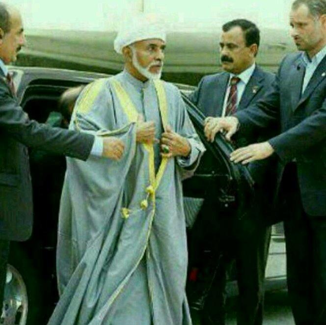صور متنوعة ومميزة لجلالته السلطان قابوس Size:55.40 Kb Dim: 664 x 662 Size: Kb Dim: x