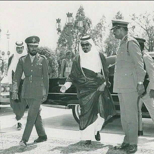 صور متنوعة ومميزة لجلالته السلطان قابوس Size:138.60 Kb Dim: 612 x 612 Size: Kb Dim: x