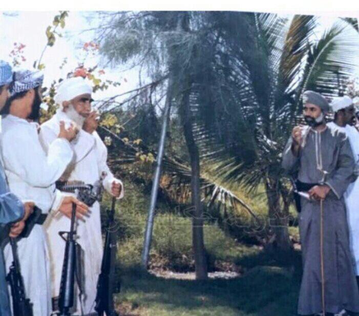 صور متنوعة ومميزة لجلالته السلطان قابوس Size:67.00 Kb Dim: 701 x 617 Size: Kb Dim: x