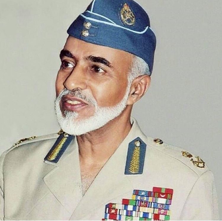 صور متنوعة ومميزة لجلالته السلطان قابوس Size:120.60 Kb Dim: 750 x 747 Size: Kb Dim: x