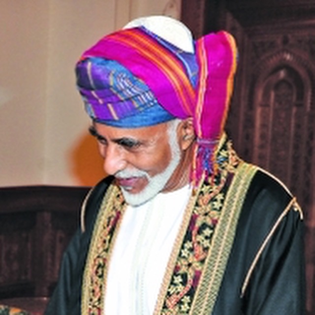 صور متنوعة ومميزة لجلالته السلطان قابوس Size:90.90 Kb Dim: 640 x 640 Size: Kb Dim: x