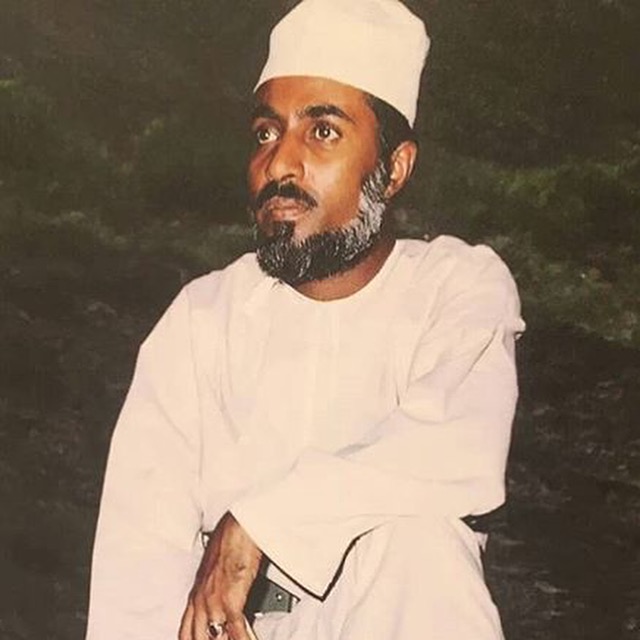 صور متنوعة ومميزة لجلالته السلطان قابوس Size:68.70 Kb Dim: 640 x 640 Size: Kb Dim: x