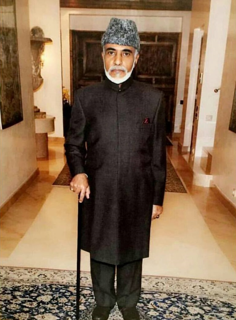 صور متنوعة ومميزة لجلالته السلطان قابوس Qaboos Size:203.90 Kb Dim: 771 x 1044 Size: Kb Dim: x