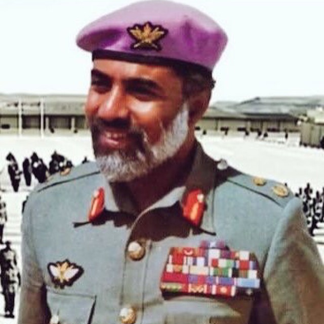 صور متنوعة ومميزة لجلالته السلطان قابوس Qaboos Size:88.50 Kb Dim: 640 x 640 Size: Kb Dim: x
