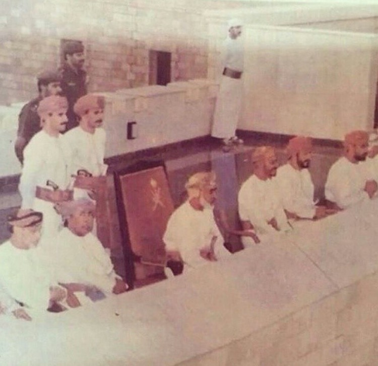 صور متنوعة ومميزة لجلالته السلطان قابوس Qaboos Size:127.10 Kb Dim: 747 x 744 Size: Kb Dim: x