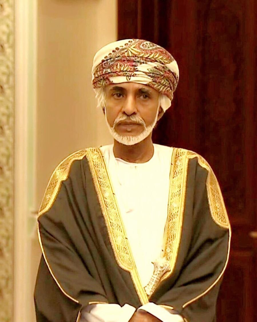 صور متنوعة ومميزة لجلالته السلطان قابوس Qaboos Size:106.40 Kb Dim: 899 x 1124 Size: Kb Dim: x