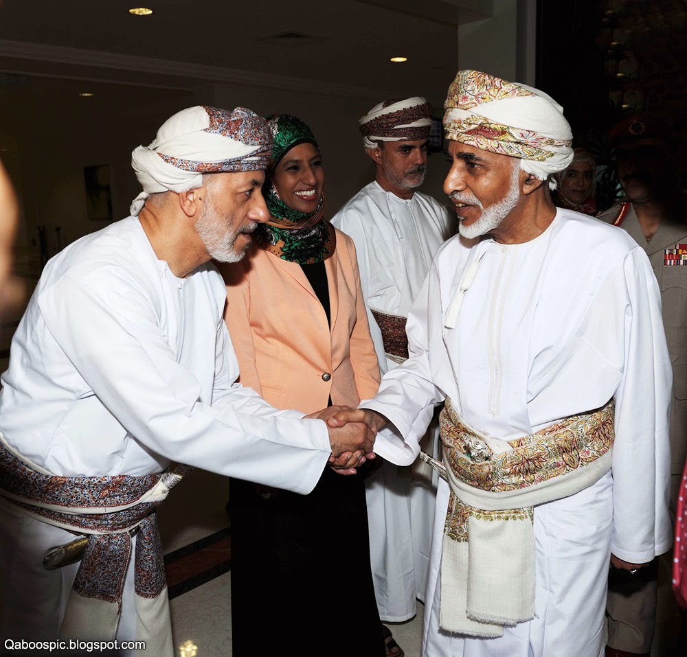 صور متنوعة ومميزة لجلالته السلطان قابوس Qaboos Size:200.20 Kb Dim: 1000 x 957 Size: Kb Dim: x