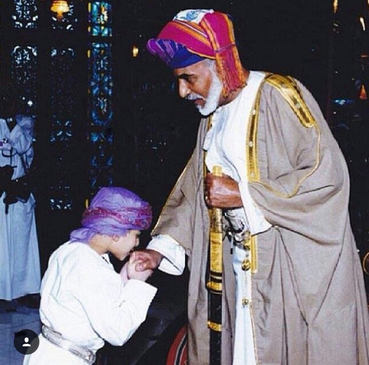 صور متنوعة ومميزة لجلالته السلطان قابوس Qaboos Size:120.60 Kb Dim: 750 x 747 Size: Kb Dim: x