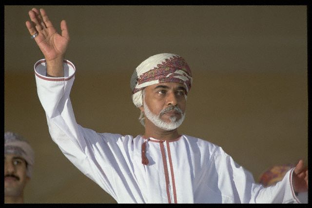 صور متنوعة ومميزة لجلالته مولاي صاحب الجلالة Size:34.10 Kb Dim: 640 x 426 Size: Kb Dim: x
