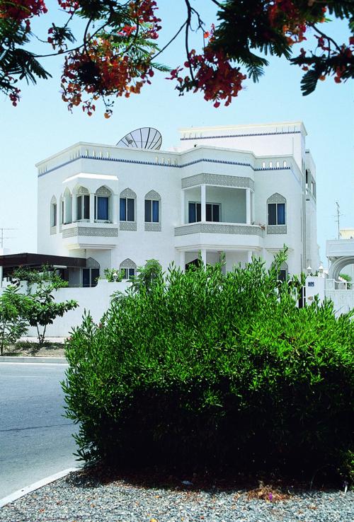 الإنجازات والعمران شاطئ القرم Size:95.20 Kb Dim: 500 x 738 Size: Kb Dim: x