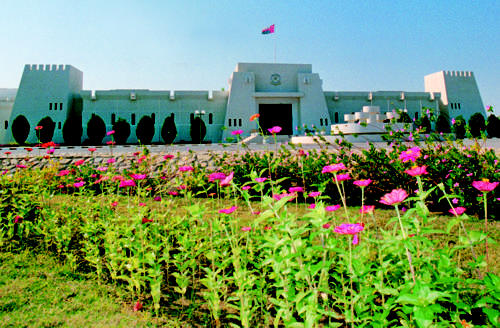 الإنجازات والعمران إدارة المرور Size:67.10 Kb Dim: 500 x 328 Size: Kb Dim: x