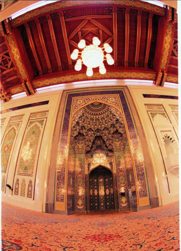 المعالم الإسلامية جامع السلطان قابوس Size:112.80 Kb Dim: 600 x 832 Size: Kb Dim: x