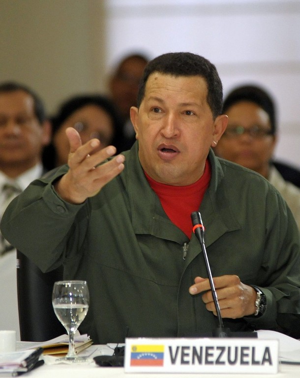 ملوك وسلاطين Hugo Chavez Size:92.90 Kb Dim: 610 x 768 Size: Kb Dim: x