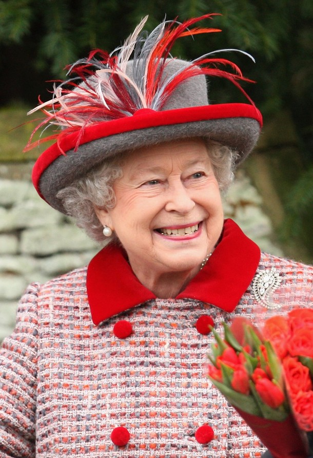 ملوك وسلاطين Queen Elizabeth Size:176.20 Kb Dim: 610 x 892 Size: Kb Dim: x