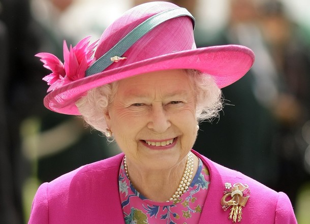 ملوك وسلاطين Queen Elizabeth Size:65.30 Kb Dim: 610 x 441 Size: Kb Dim: x