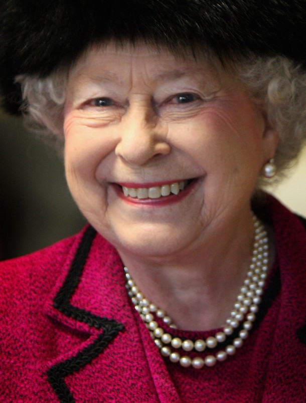 ملوك وسلاطين Queen Elizabeth Size:98.70 Kb Dim: 610 x 804 Size: Kb Dim: x