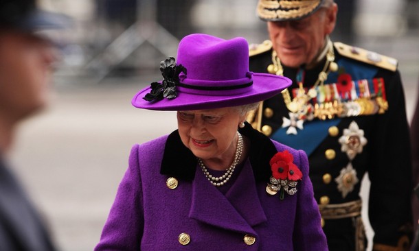 ملوك وسلاطين Queen Elizabeth Size:49.40 Kb Dim: 610 x 366 Size: Kb Dim: x