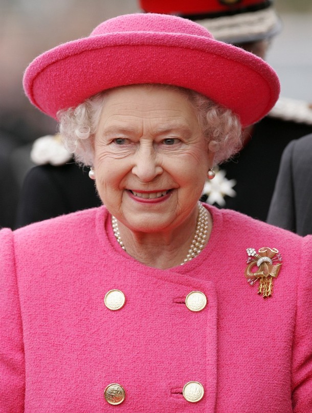 ملوك وسلاطين Queen Elizabeth Size:139.90 Kb Dim: 610 x 807 Size: Kb Dim: x