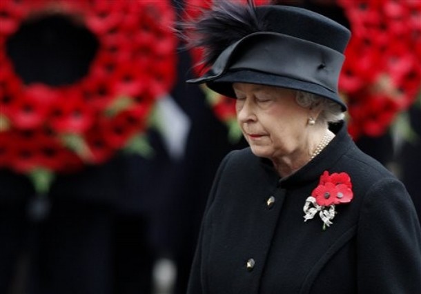 ملوك وسلاطين Queen Elizabeth Size:40.50 Kb Dim: 610 x 426 Size: Kb Dim: x