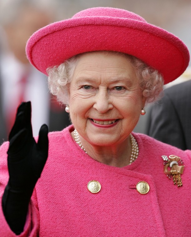 ملوك وسلاطين Queen Elizabeth Size:118.50 Kb Dim: 610 x 757 Size: Kb Dim: x