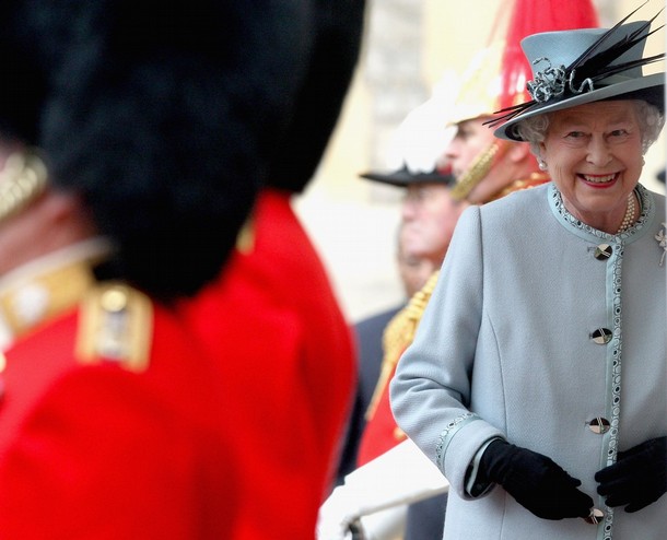ملوك وسلاطين Queen Elizabeth Size:60.00 Kb Dim: 610 x 494 Size: Kb Dim: x