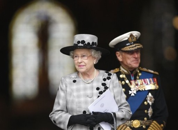 ملوك وسلاطين Queen Elizabeth Size:46.30 Kb Dim: 610 x 446 Size: Kb Dim: x