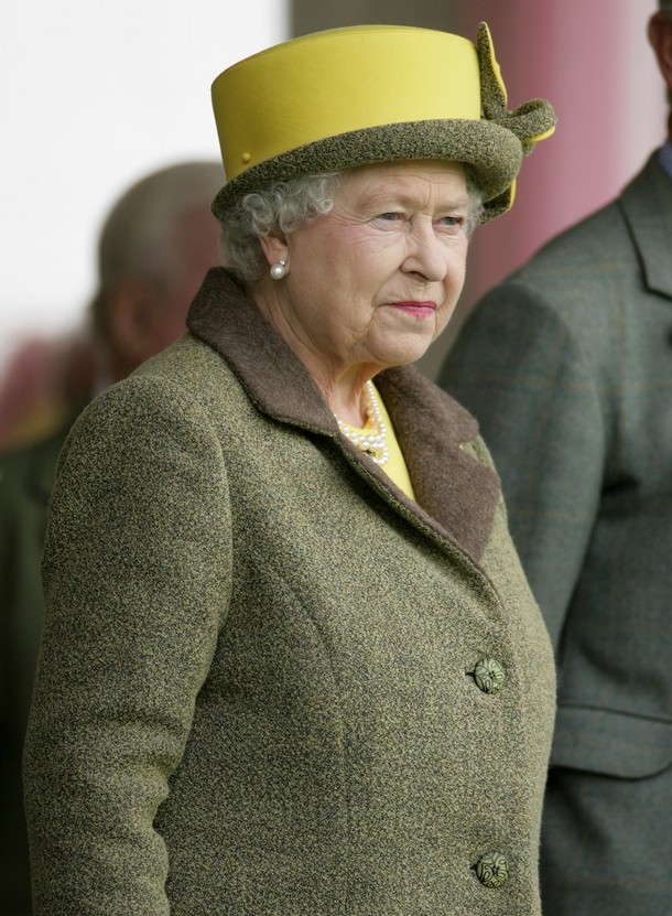 ملوك وسلاطين Queen Elizabeth Size:154.30 Kb Dim: 610 x 831 Size: Kb Dim: x