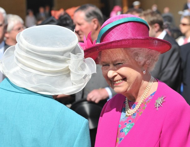 ملوك وسلاطين Queen Elizabeth Size:72.00 Kb Dim: 610 x 472 Size: Kb Dim: x