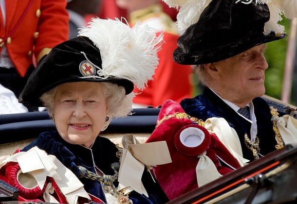 ملوك وسلاطين Queen Elizabeth Size:81.30 Kb Dim: 610 x 420 Size: Kb Dim: x
