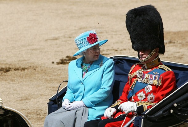 ملوك وسلاطين Queen Elizabeth Size:77.70 Kb Dim: 610 x 414 Size: Kb Dim: x