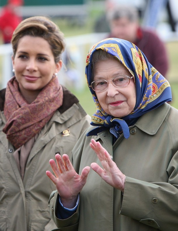 ملوك وسلاطين Queen Elizabeth Size:110.10 Kb Dim: 610 x 792 Size: Kb Dim: x