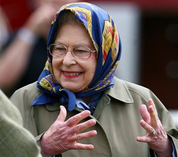 ملوك وسلاطين Queen Elizabeth Size:72.80 Kb Dim: 610 x 539 Size: Kb Dim: x