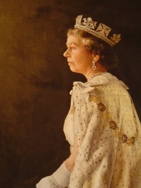 ملوك وسلاطين Queen Elizabeth Size:61.80 Kb Dim: 450 x 600 Size: Kb Dim: x