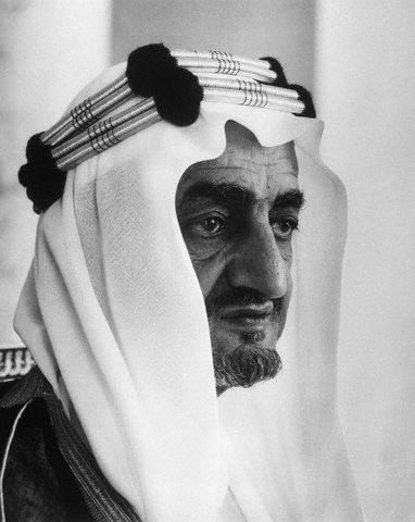 ملوك وسلاطين الملك فيصل آل سعود Size:28.30 Kb Dim: 382 x 480 Size: Kb Dim: x