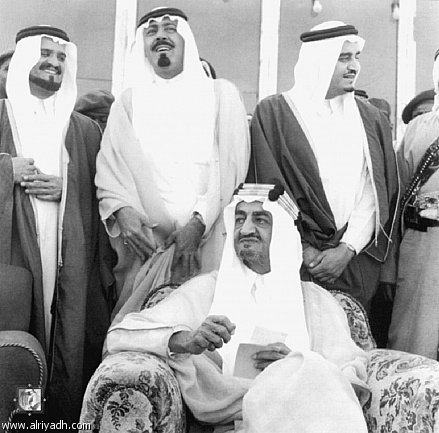 ملوك وسلاطين الملك فيصل آل سعود Size:44.30 Kb Dim: 439 x 433 Size: Kb Dim: x