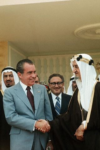 ملوك وسلاطين الملك فيصل Size:49.80 Kb Dim: 319 x 480 Size: Kb Dim: x