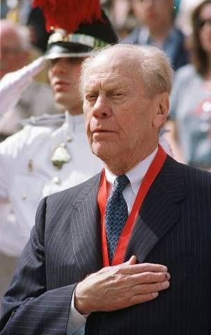ملوك وسلاطين Gerald Ford Size:23.20 Kb Dim: 303 x 480 Size: Kb Dim: x