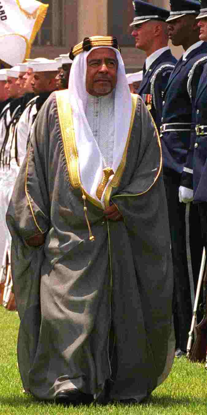 ملوك وسلاطين الشيخ عيسى بن سلمان Size:38.50 Kb Dim: 675 x 1353 Size: Kb Dim: x