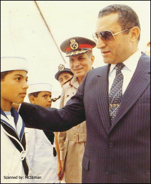 ملوك وسلاطين صور نادره للرئيس المصري8 Size:58.70 Kb Dim: 491 x 600 Size: Kb Dim: x