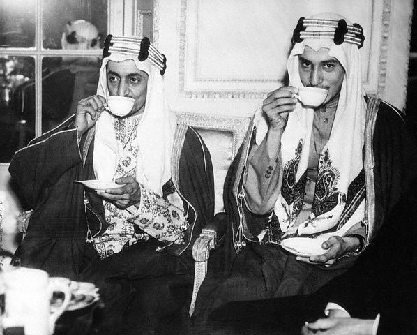 ملوك وسلاطين الامير فيصل 26-2-1939م Size:64.60 Kb Dim: 598 x 480 Size: Kb Dim: x