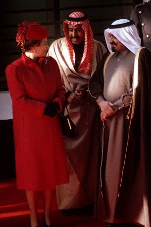 ملوك وسلاطين الامير خليفه واليزبث Size:28.40 Kb Dim: 305 x 457 Size: Kb Dim: x